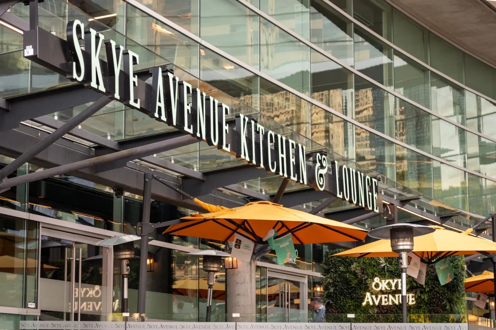 Sky Avenue Kitchen & Lounge